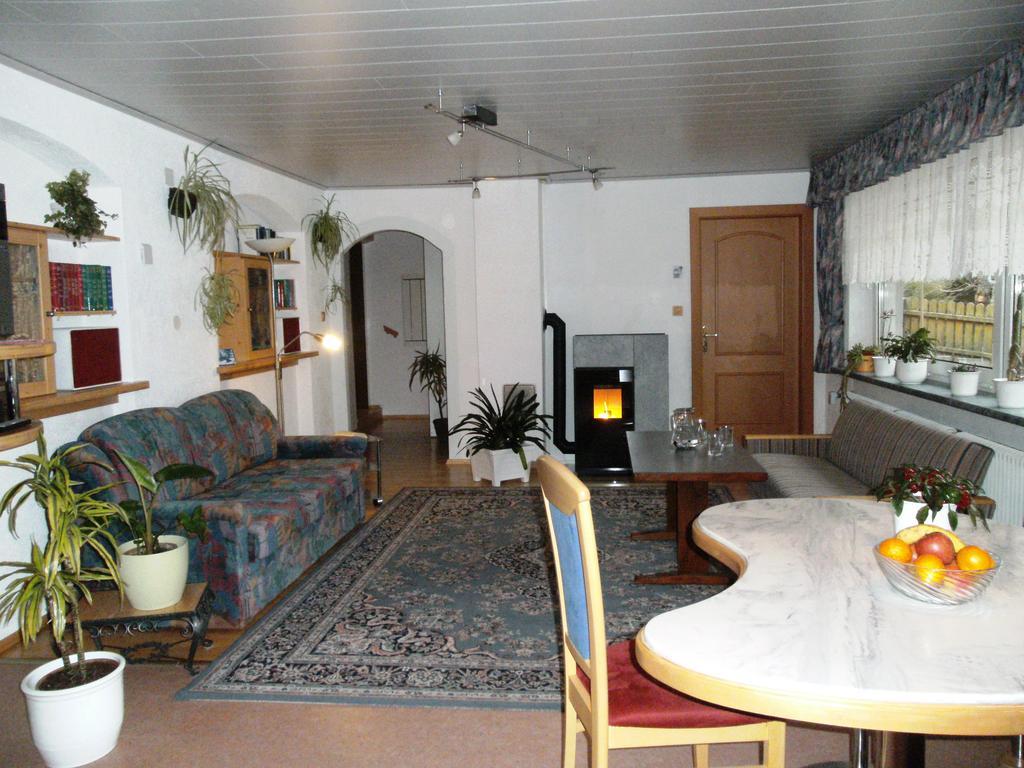 Haus Cornelia Apartment Малиниц Екстериор снимка
