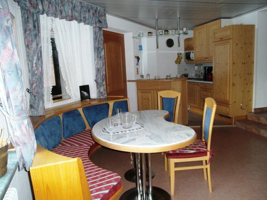Haus Cornelia Apartment Малиниц Стая снимка