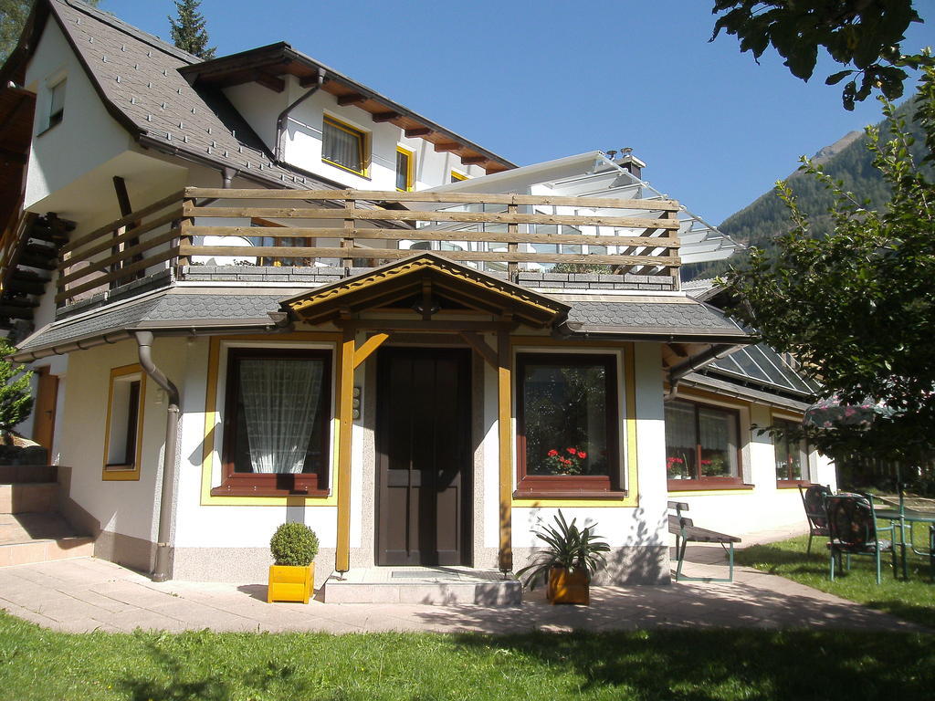 Haus Cornelia Apartment Малиниц Екстериор снимка
